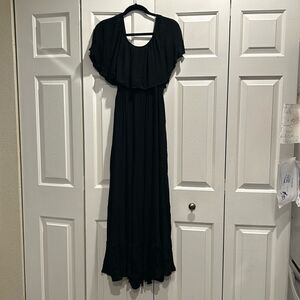 Elegant Black Maxi Dress